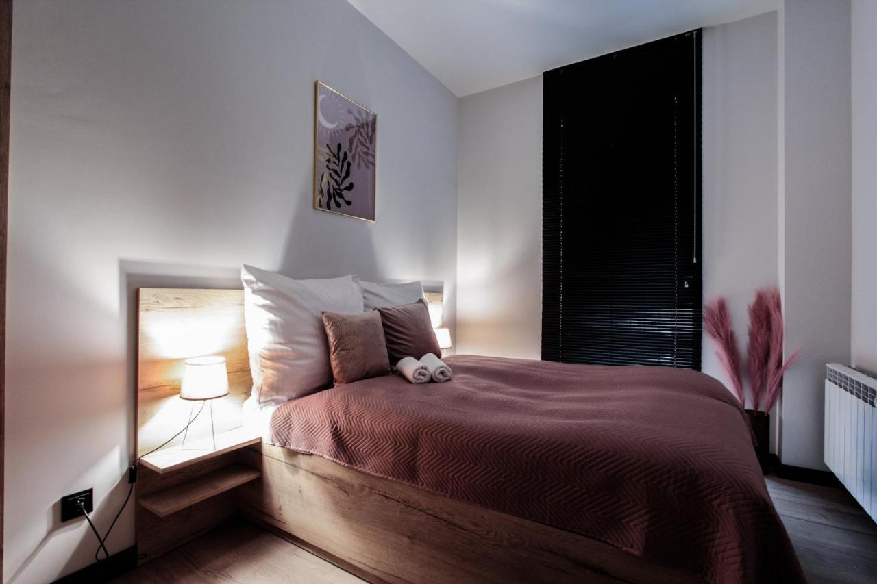 Prestige-28 Apartment Затор Екстериор снимка